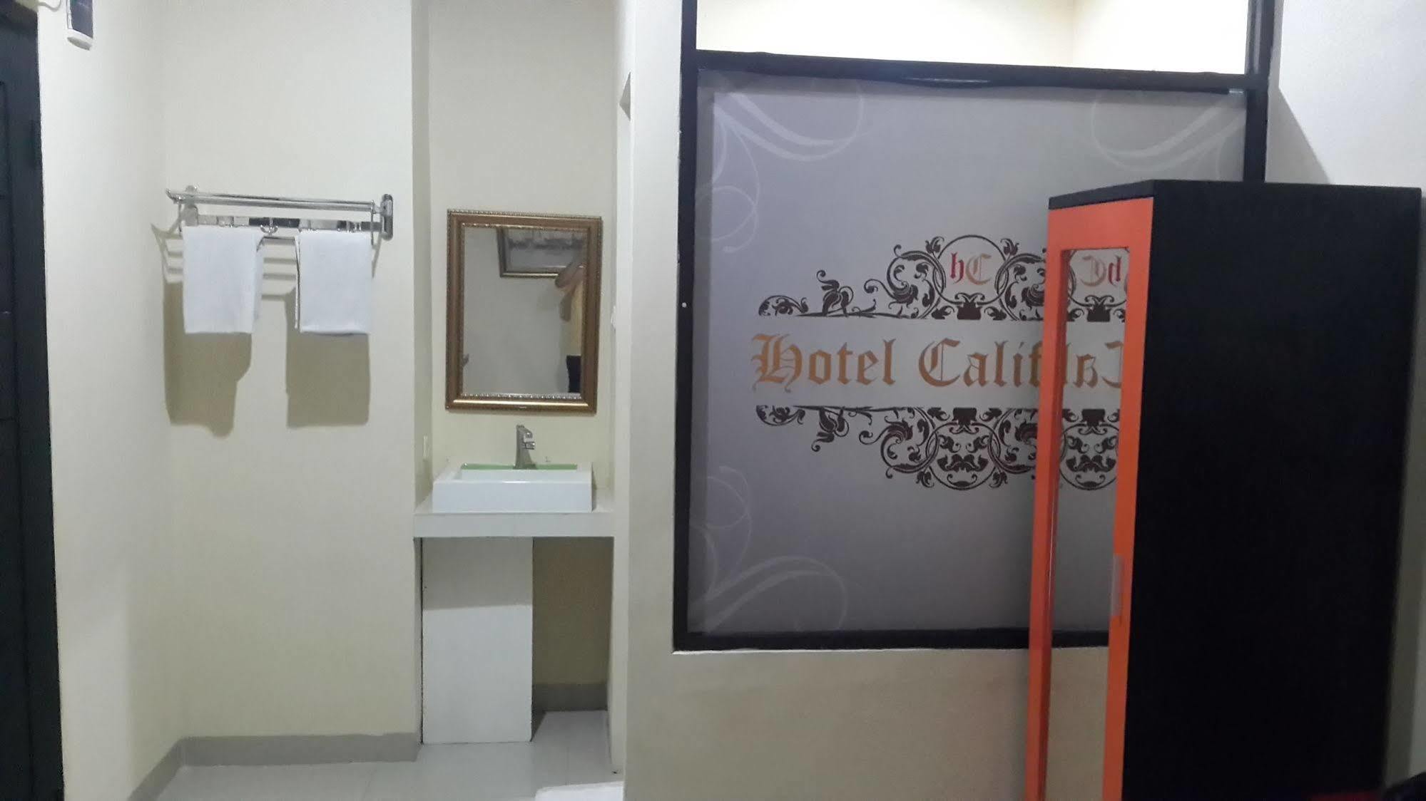 California Hotel جاكرتا المظهر الخارجي الصورة